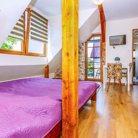 Tomaszowka Homestay *