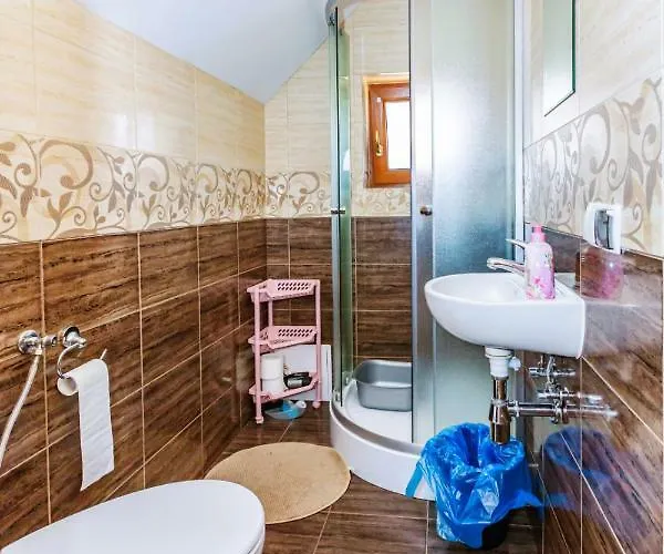 Tomaszowka Rum i privatbostad *